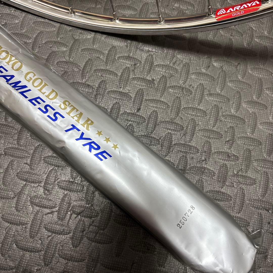 競輪NJS認定SOYOシームレスタイヤ2本セット 新品未開封
