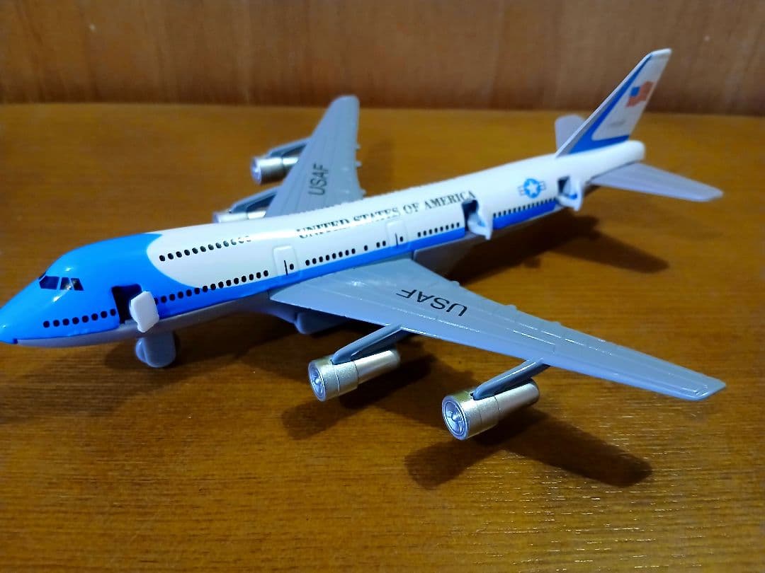 エアフォースワン　ANA　全日空　飛行機　模型　2機セット　プルバック　大統領