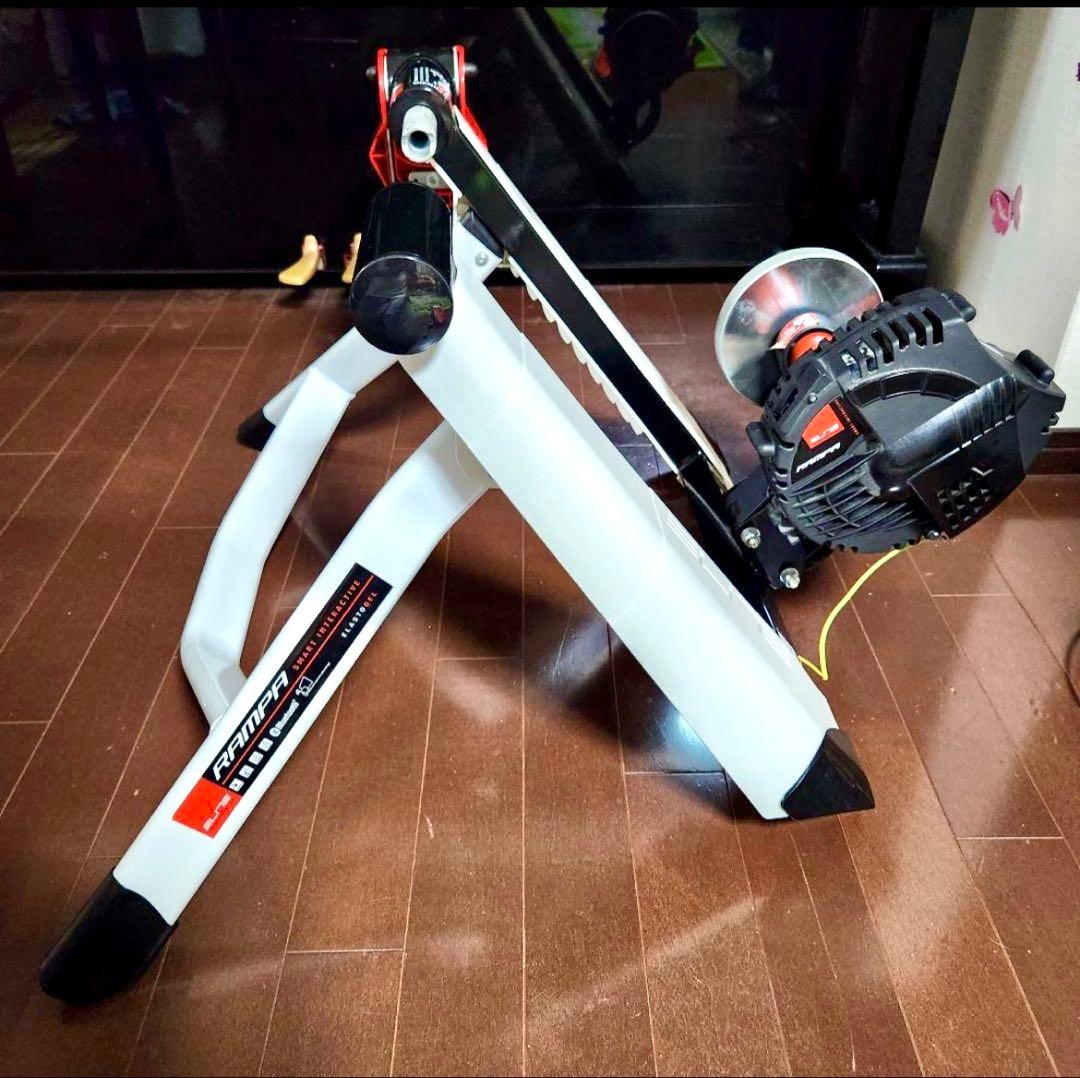 ELITE RAMPA エリート　Zwift&ROUVY対応 スマートトレーナー