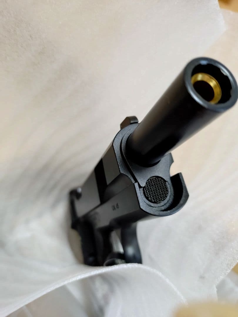 東京マルイ　M E U　PISTOL ピストル　多弾マガジン付属