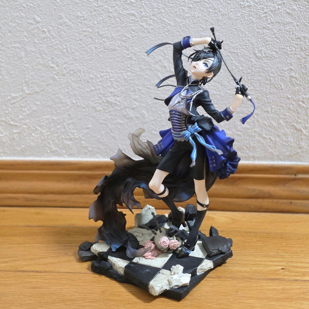 黒執事　シエルファントムハイヴ　フィギュア　特典付き