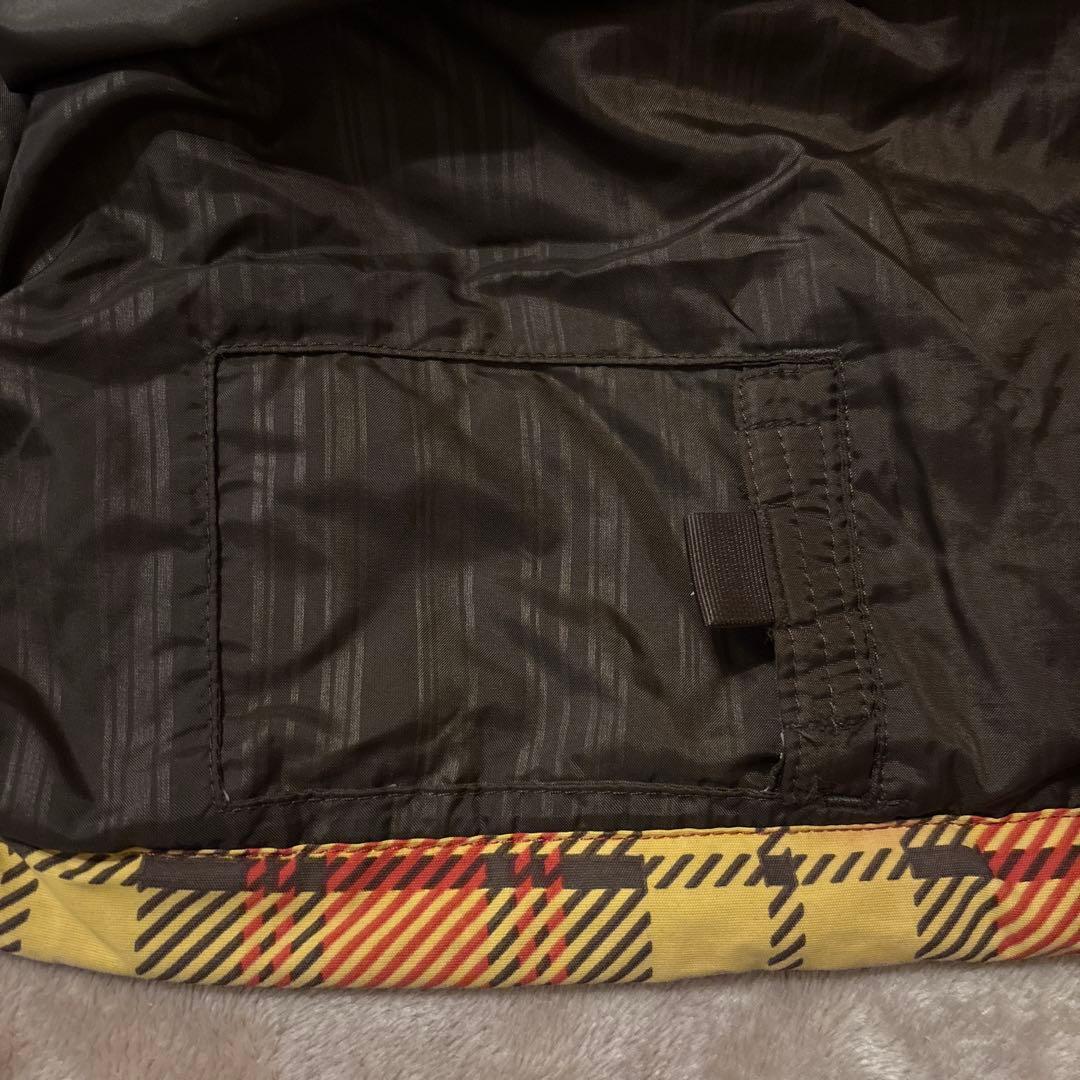 ＢＵＲＴＯＮ　スノーボードウェア　ジャケット　チェック柄　Ｌ　バートン
