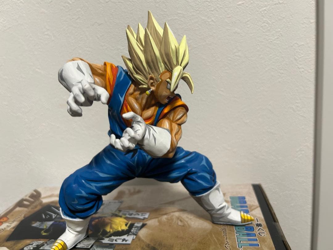 ドラゴンボール フィギュア リペイント 超サイヤ人 ベジット 2次元彩色