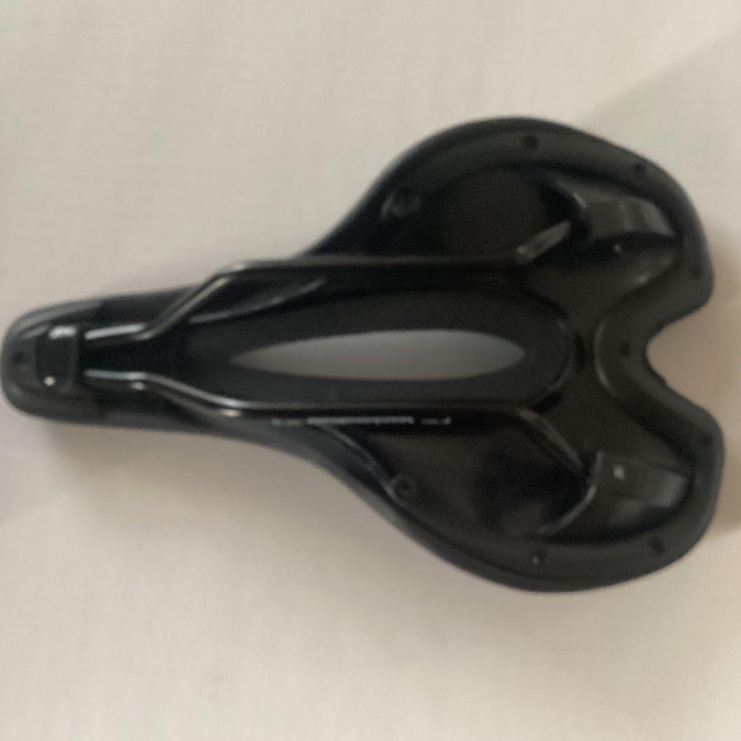 Cervelo 純正　ショートサドル　新品