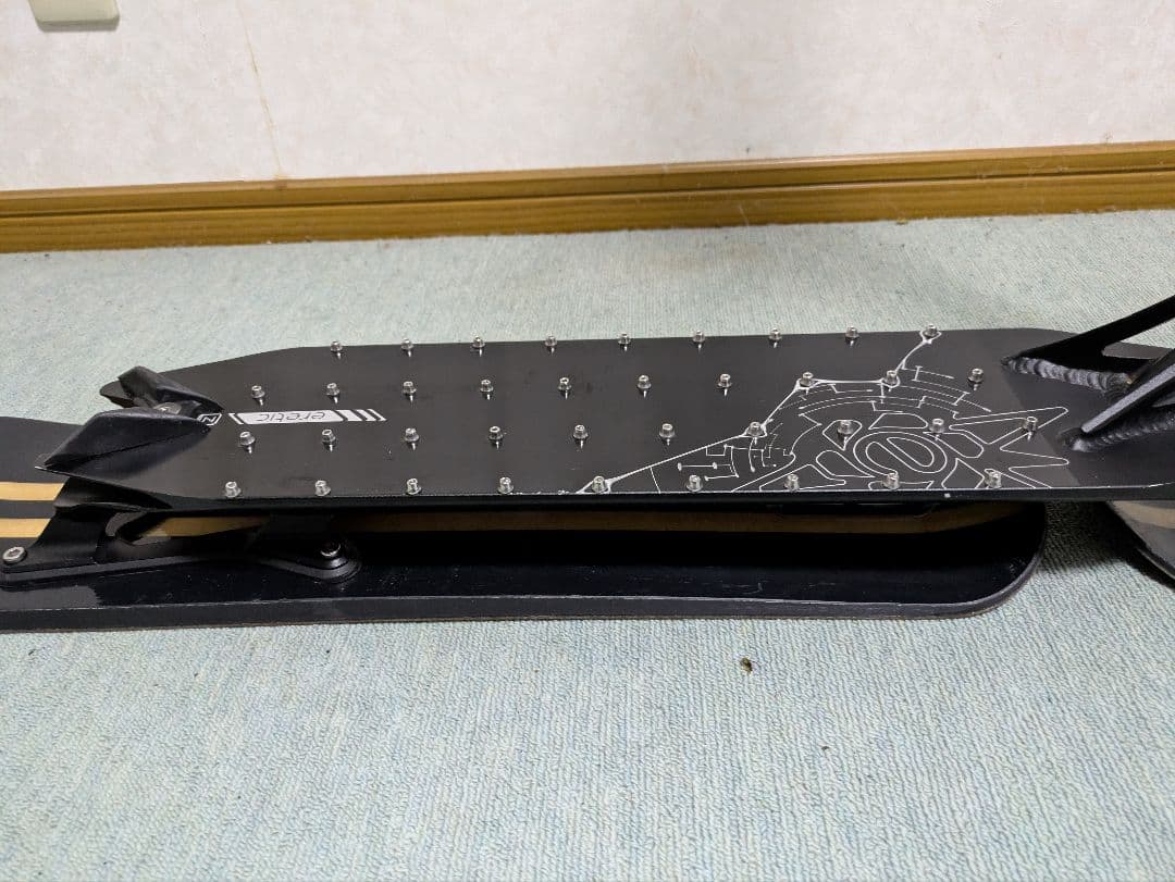 スノースタントスクート　スノースクート　スノーモト　送料込み