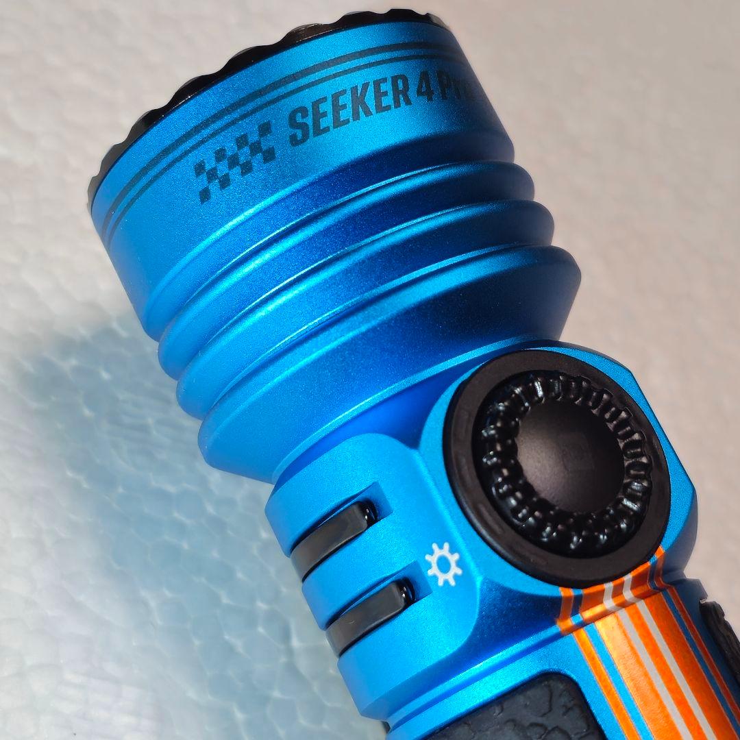 OLIGHT Seeker4 Pro ロードスター オーライト Olight