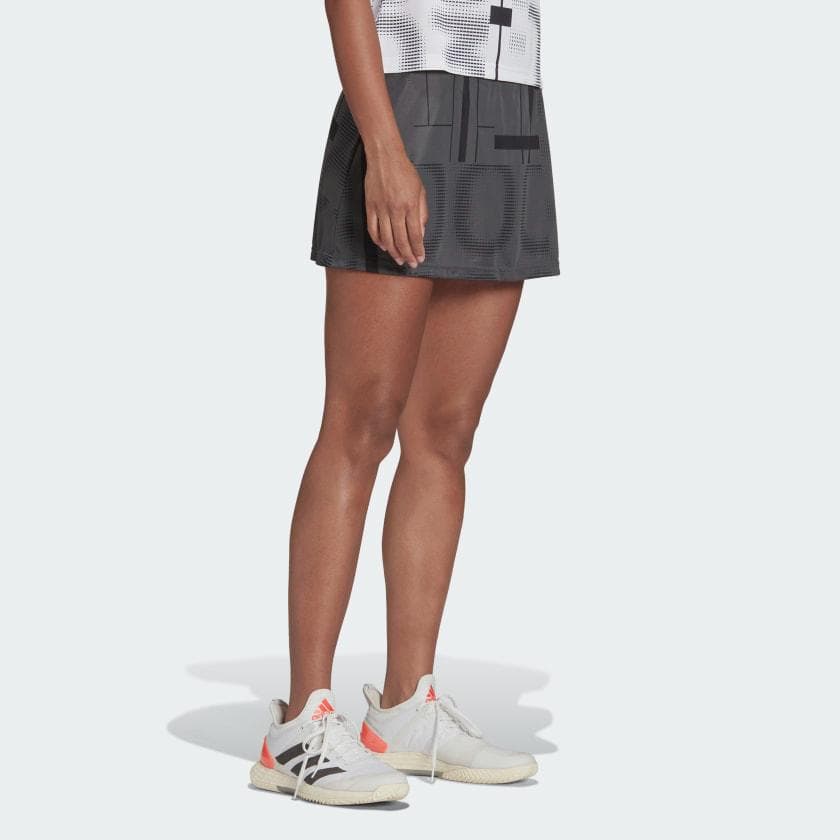 ★新品★　adidas　CLUB GRAPHIC TENNIS SKORT