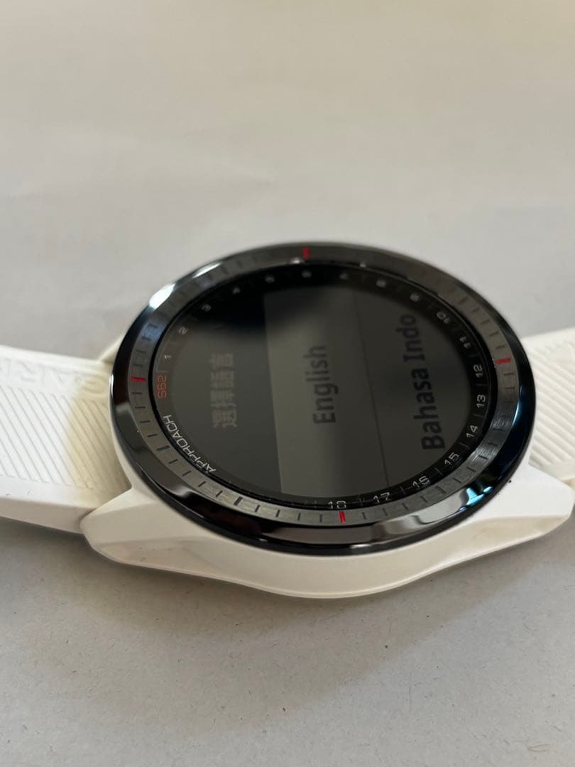 GARMIN ガーミン　APPROACH S62 GPSナビ ホワイト