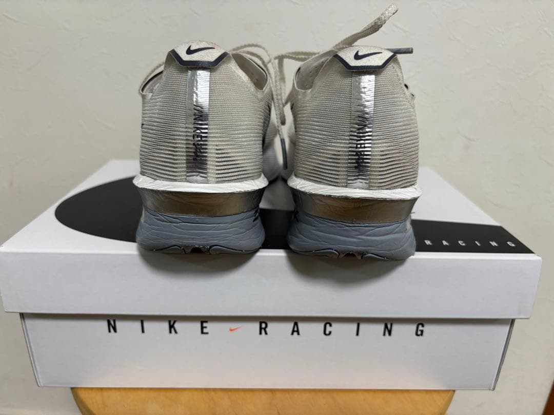 Nike ヴェイパーフライ 4 26.5cm