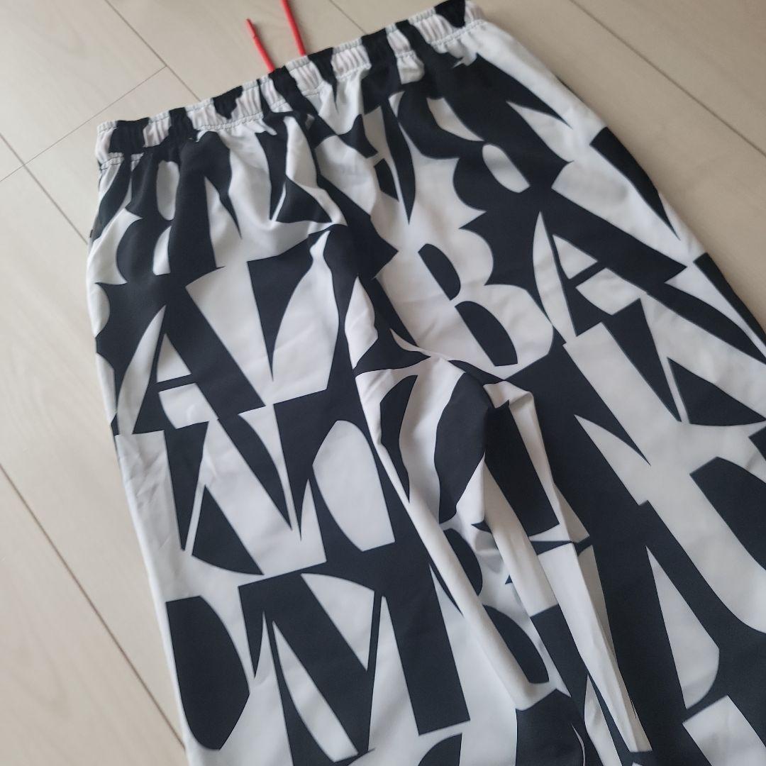 【新品タグなし】ZUMBAパンツ Sサイズ 正規品