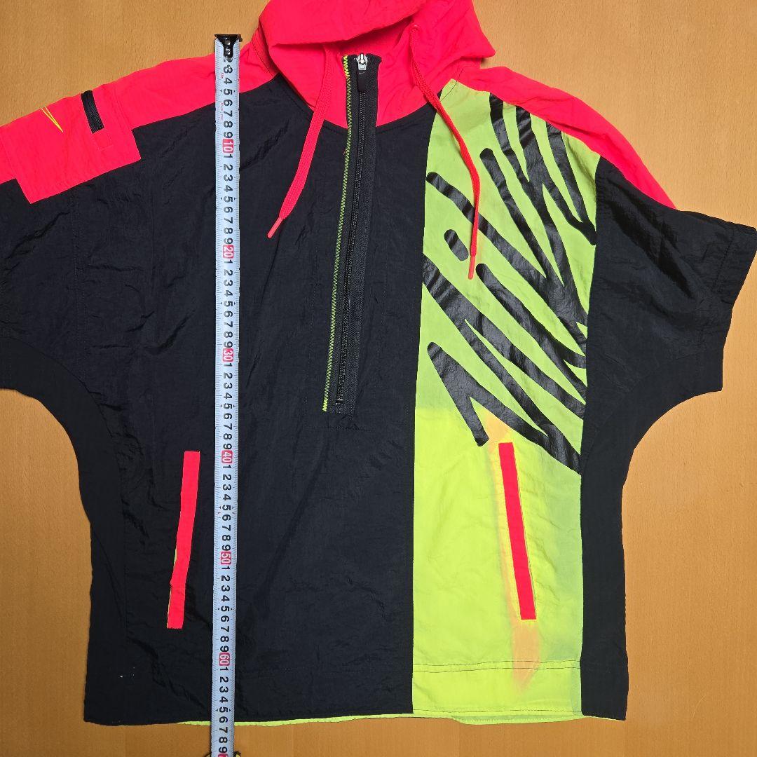 美品　NIKE　ウィンドブレーカー　S　半袖　フード　ハーフジップ　ナイロン