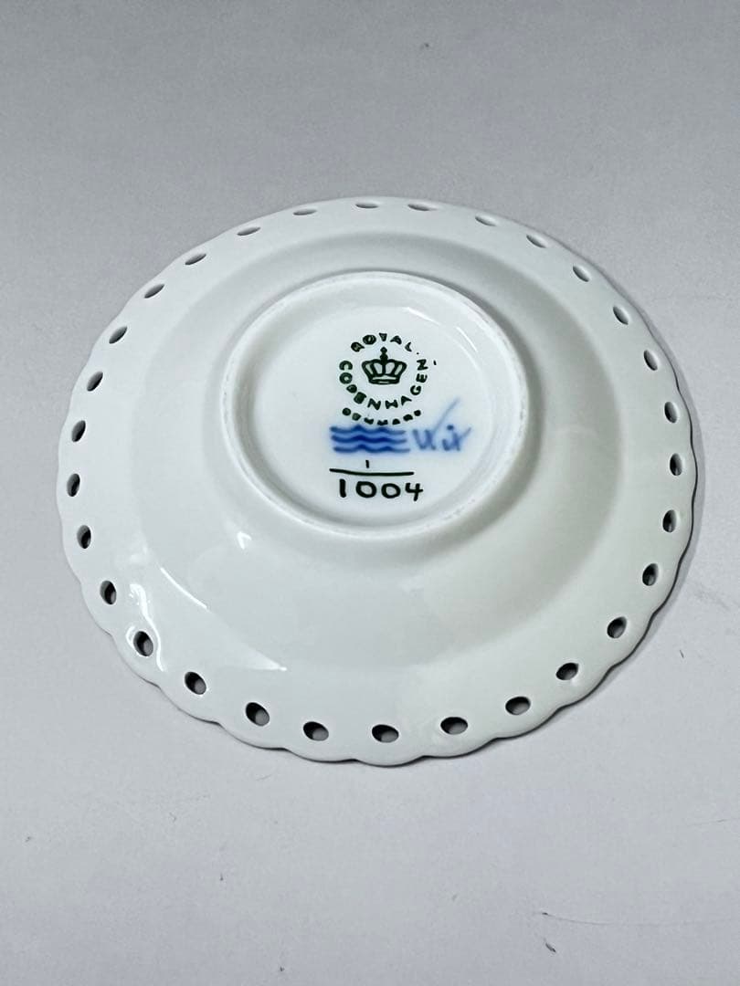 ロイヤルコペンハーゲン　ブルーフルーテッド　フルレース　バタープレート　小皿