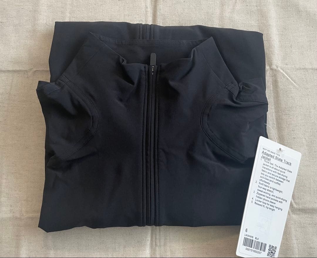 新品ルルレモンAdapted State Track Jacket （サイズ6）