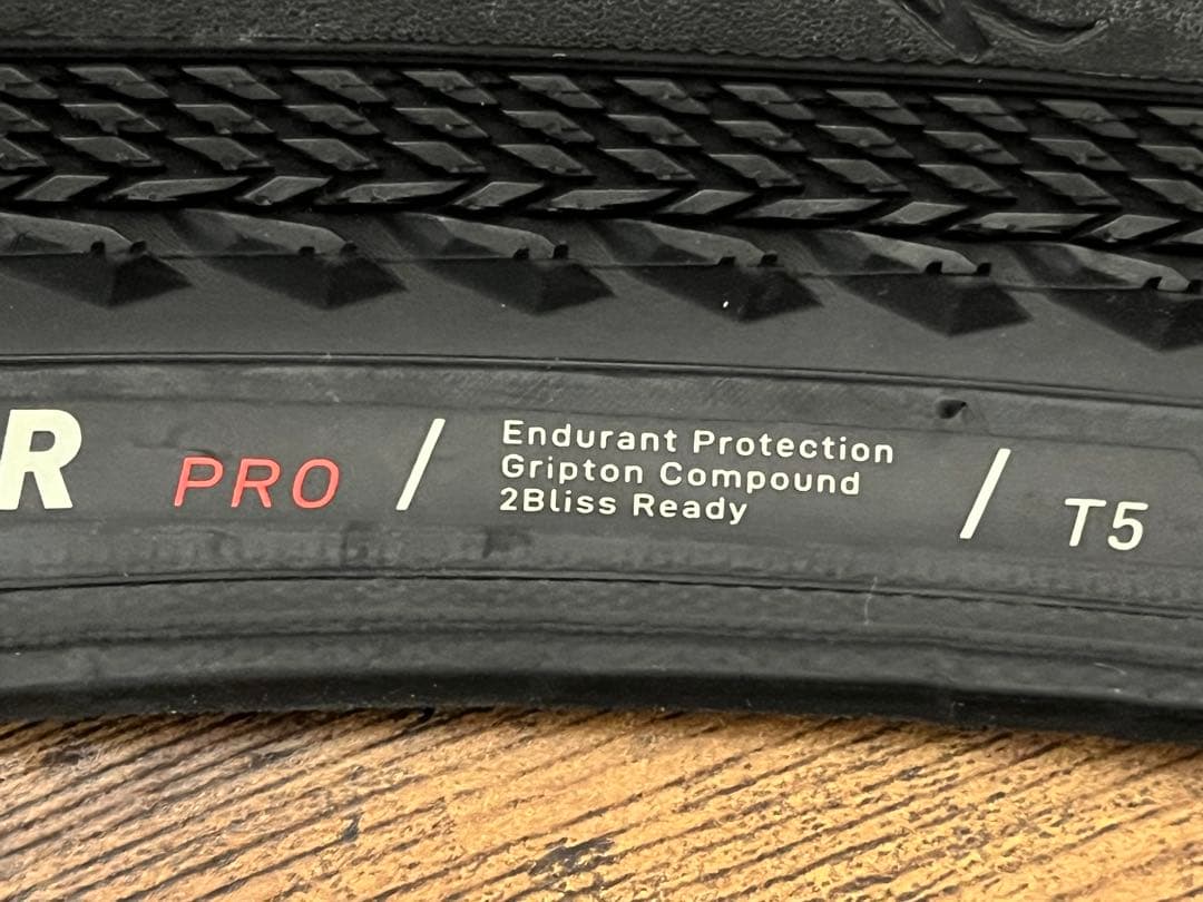 スペシャライズド Pathfinder Pro 2Bliss Ready 38c