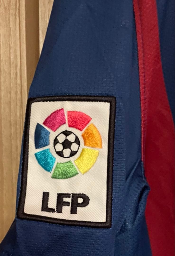 FCバルセロナ A.イニエスタ ホームシャツ 8