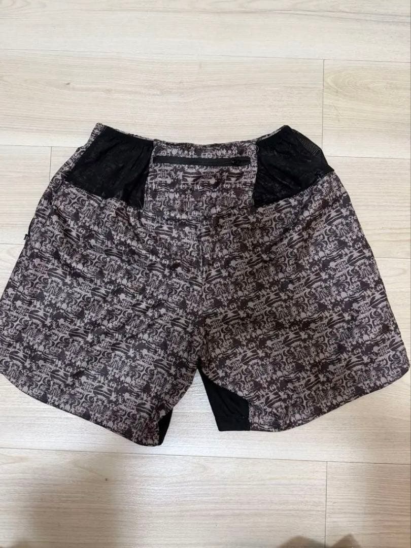 美品ELDORESO Cheptegei Shorts Mサイズ