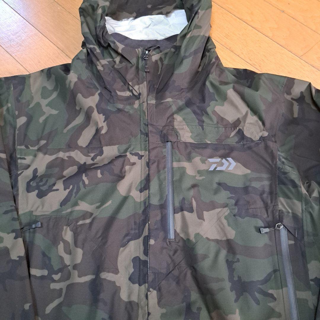 ④美品 ダイワ フィッシングジャケット レインマックス レインジャケットL カモ