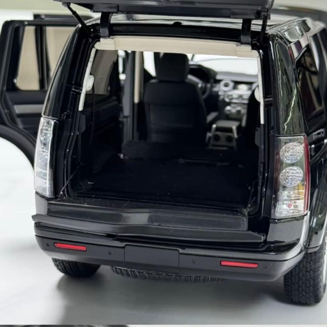 Land Rover Discovery 4 1/18スケールモデルミニカー
