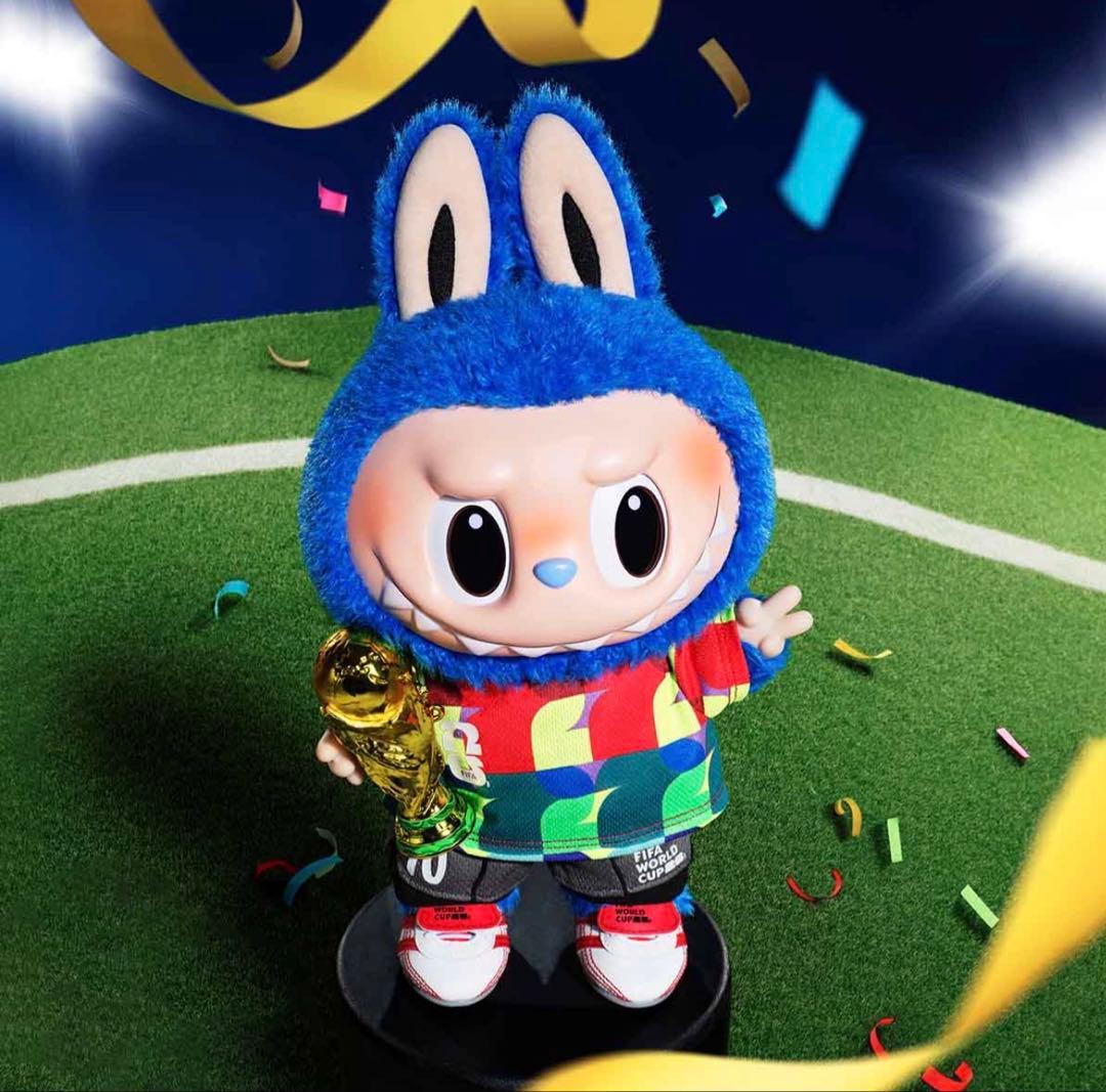 The Monster x FiFa Catch the win ぬいぐるみ