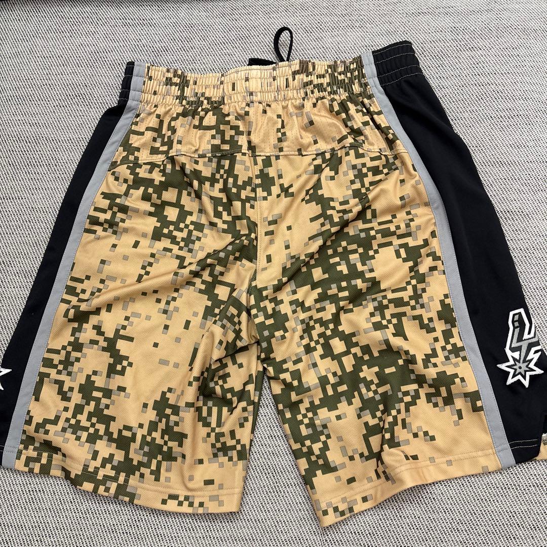 San Antonio Spurs camo ゲームパンツ　M