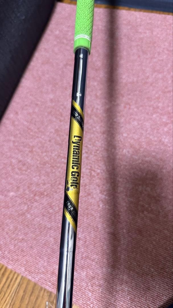 A GRIND CMB HYBRID 4番（23°）