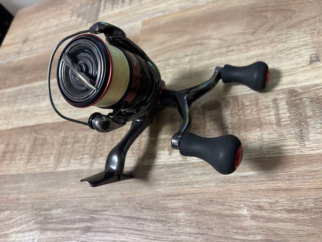 SHIMANO 21セフィアxr C3000SDH ジャンク品