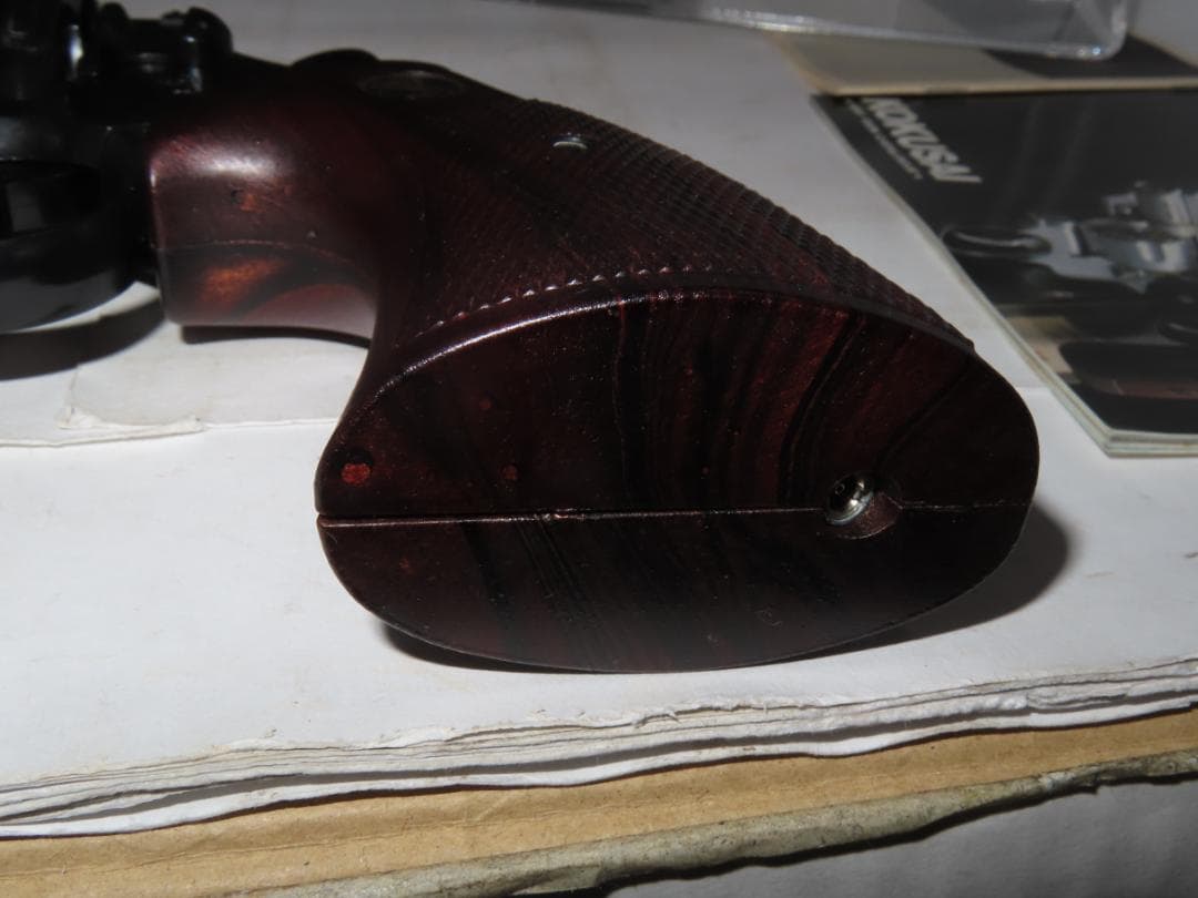 コクサイ ガスリボルバー colt PYTHON.357 4インチ ABS製