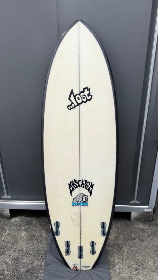 lost shortround 5'7ショートボード