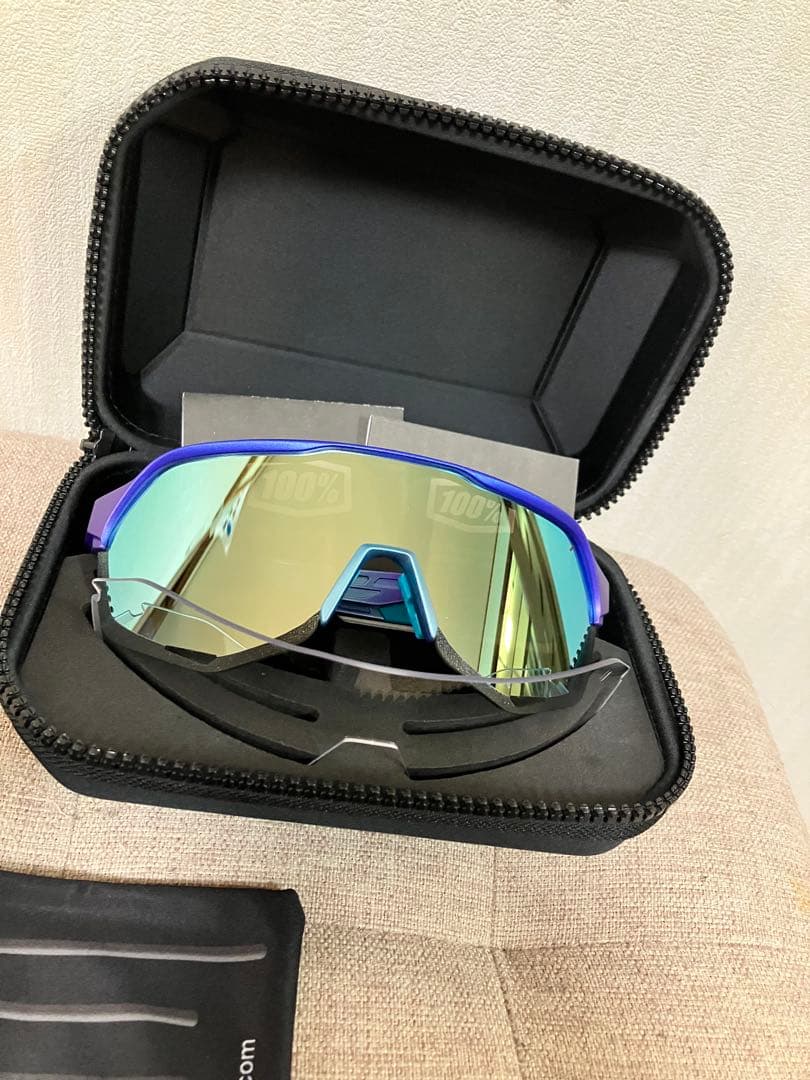 ワンハンドレッドサングラス S2