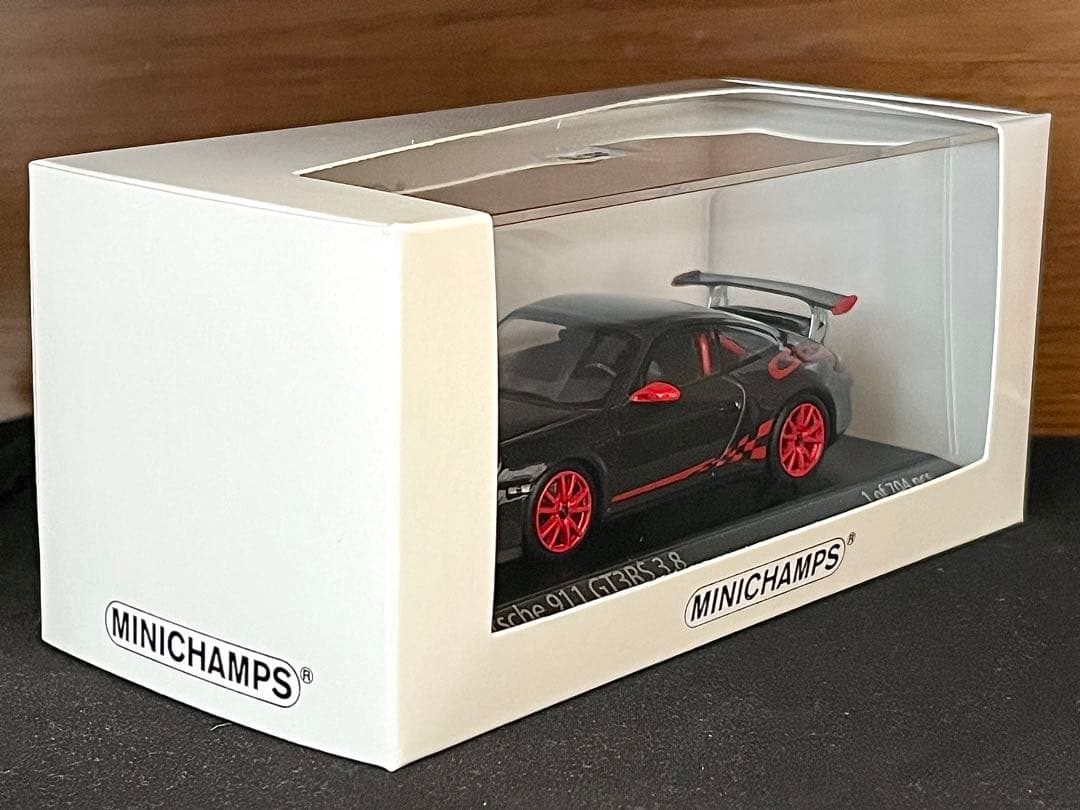 1/43 ミニチャンプス ポルシェ 911 997.2 GT3RS グレー