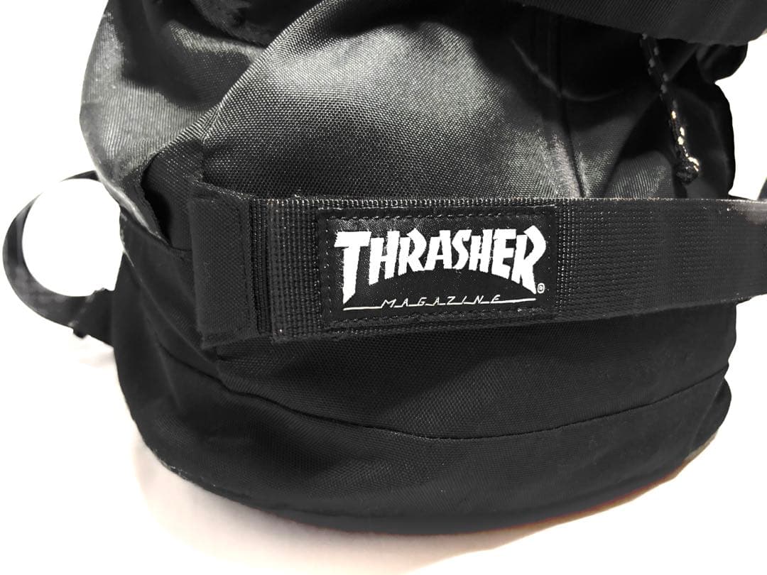 【美品】THRASHER バックパック ボードストラップ付 黒 リュック 完売品