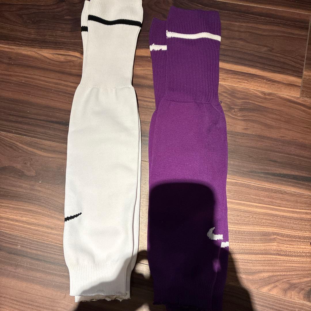 練習用などに！ アマチュアサッカーチームのユニフォームセット。