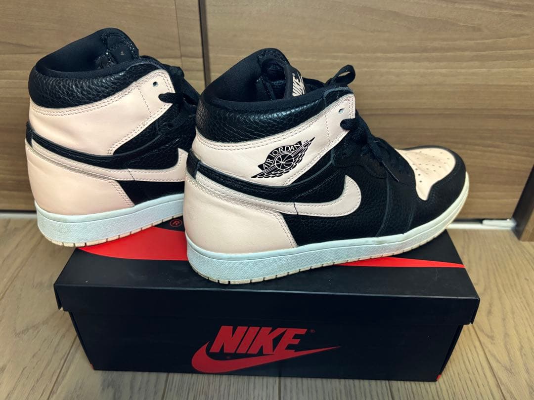 ナイキ Air Jordan 1 Retro High Crimson Tint