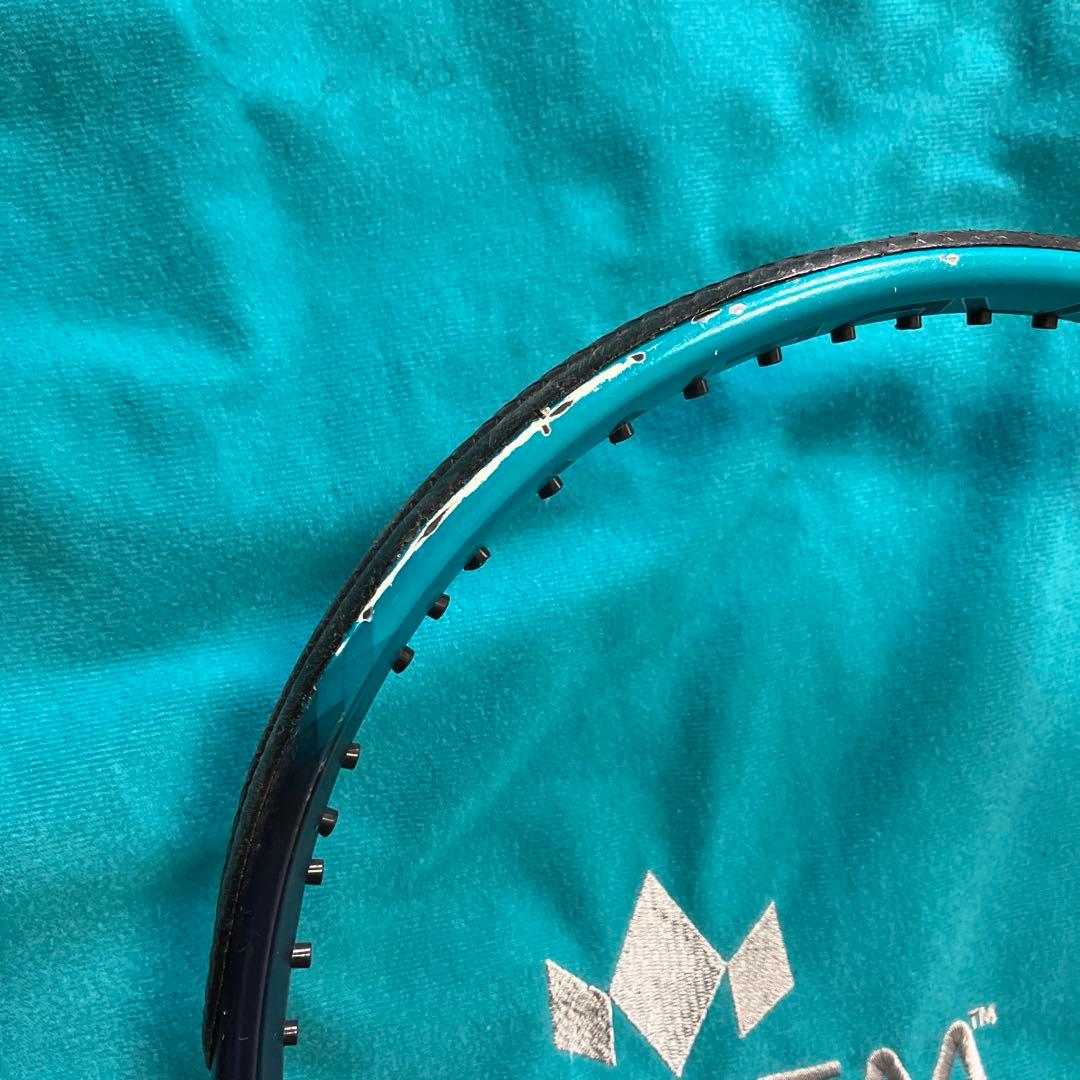 DIADEM ELEVATE 98テニスラケット２本とケース1枚付ガット貼り付き