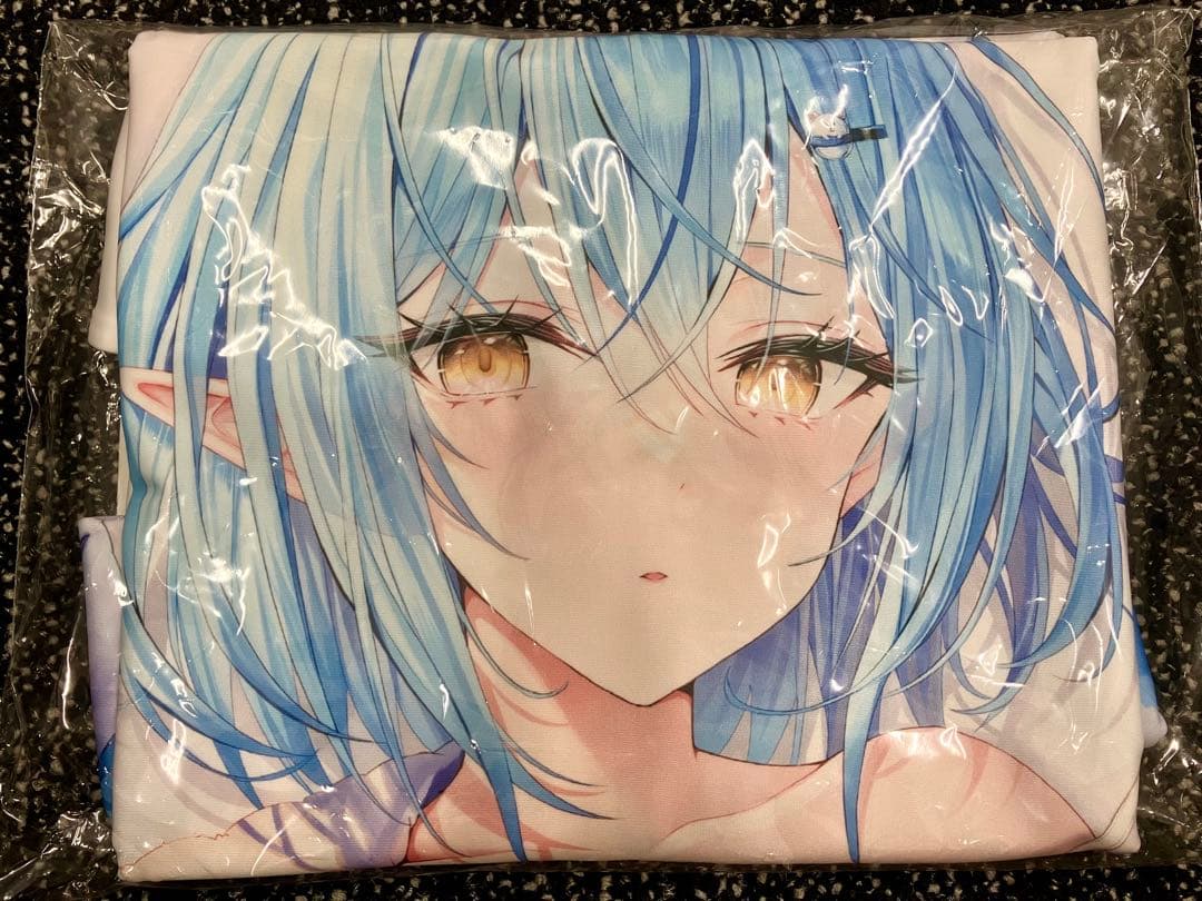 雪花ラミィ　抱き枕カバー