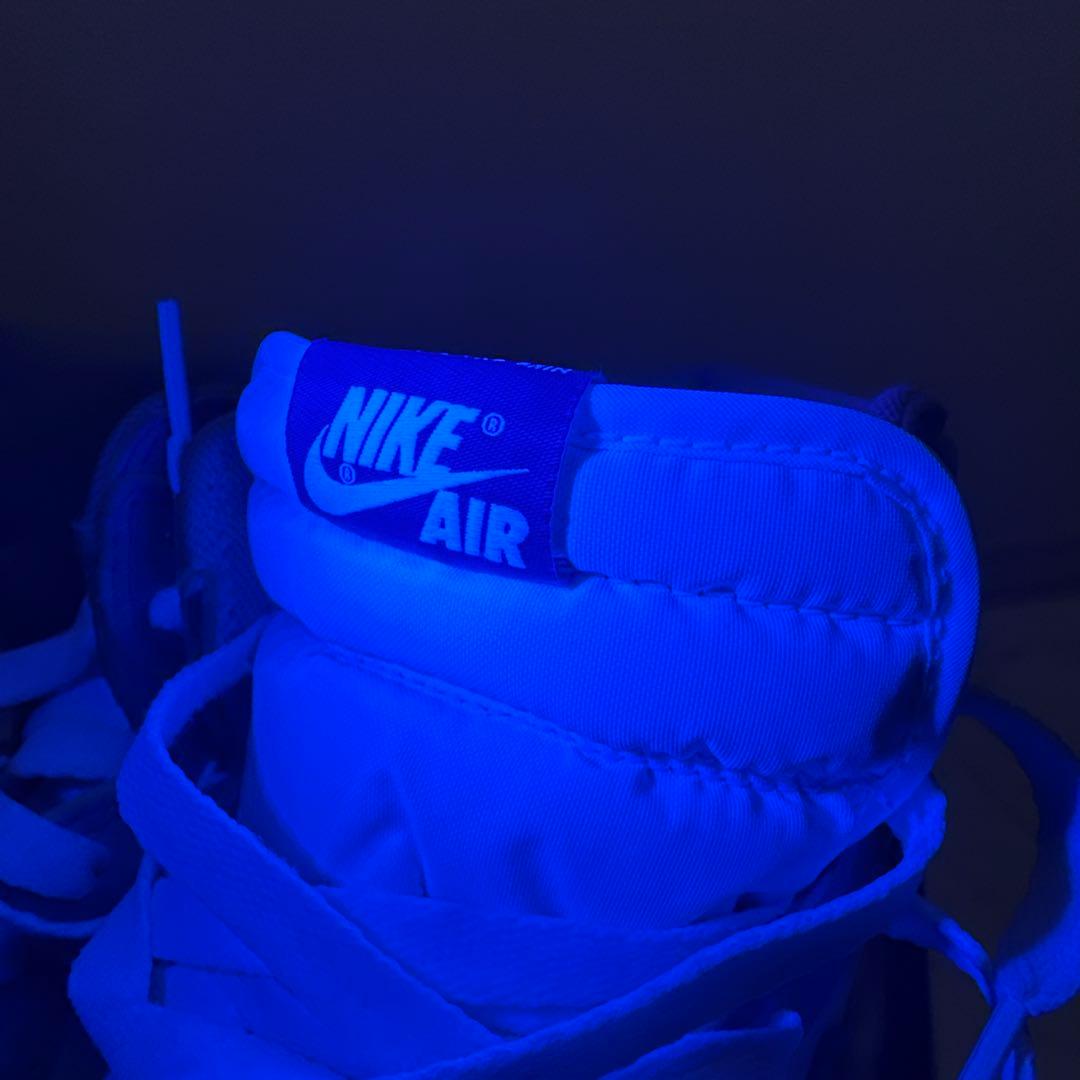 Nike Air Jordan 1 ハイパーロイヤル