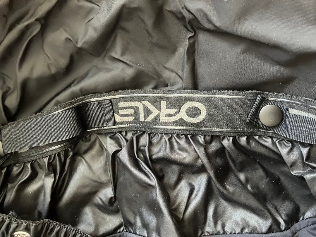 OAKLEY 迷彩柄　スノボーウェア