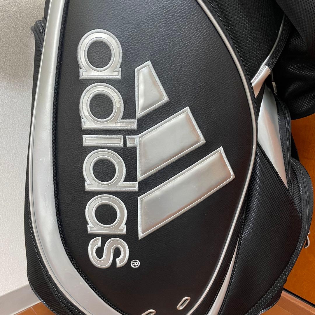 adidas アディダス　軽量型キャディバッグ９型 ブラック　ネームプレート付き