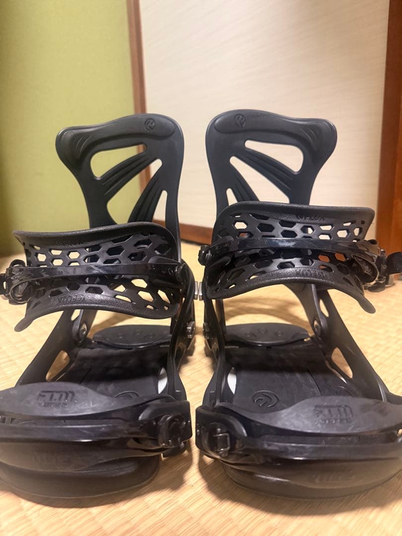 FLUX スノーボード ビンディング カラフル　M size