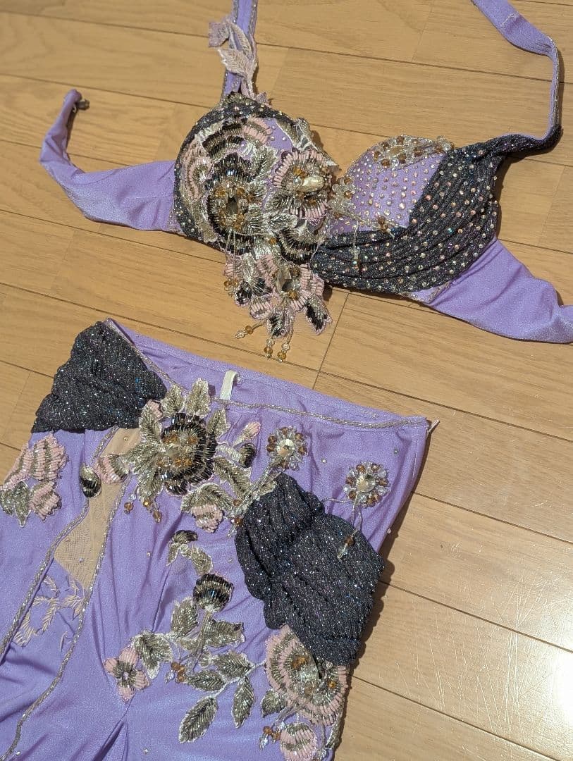 値段交渉可！　美品ベリーダンス衣装　オリエンタル　✧説明文をよくご確認ください
