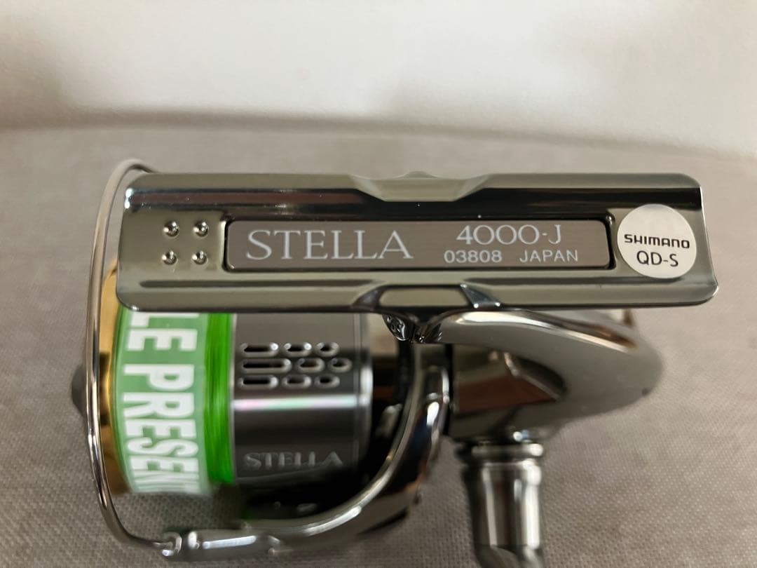 SHIMANO STELLA 4000 スピニングリール