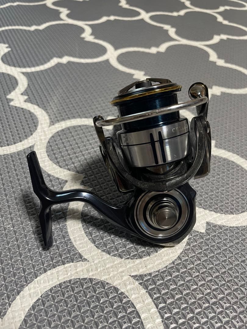 ○美品○Daiwa 19Certate LT 2500S-XH スピニングリール