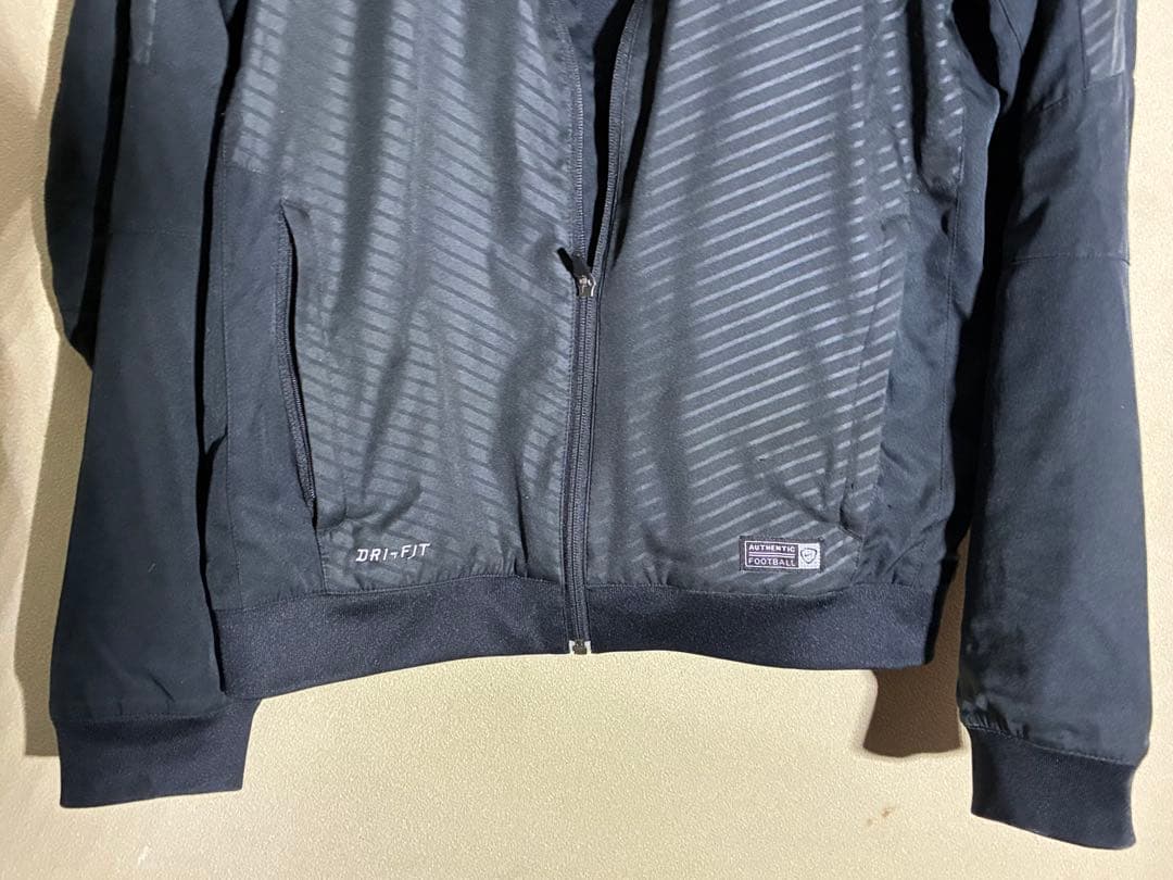 NIKE マンチェスターユナイテッド トラックジャケット Mサイズ 黒