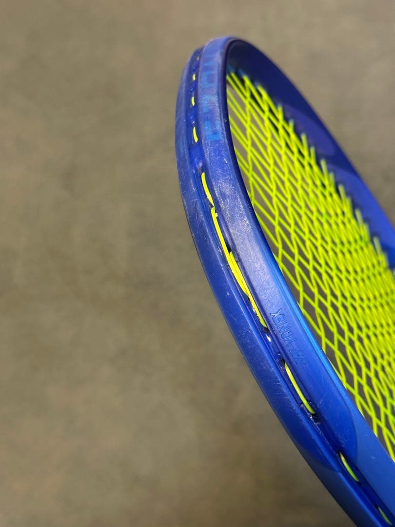 【美品】YONEX EZONE100 TOUR G3