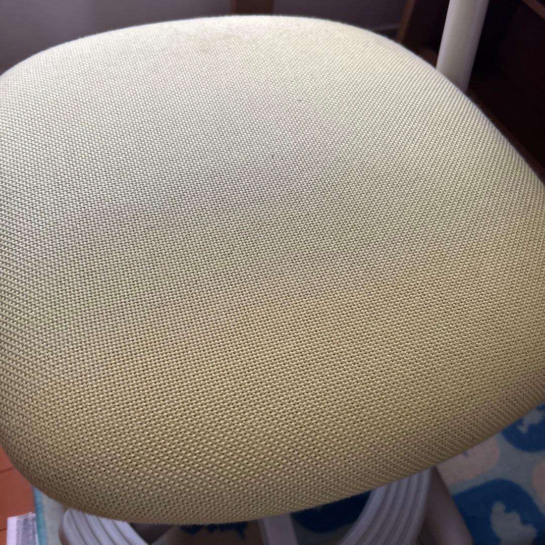 学習椅子