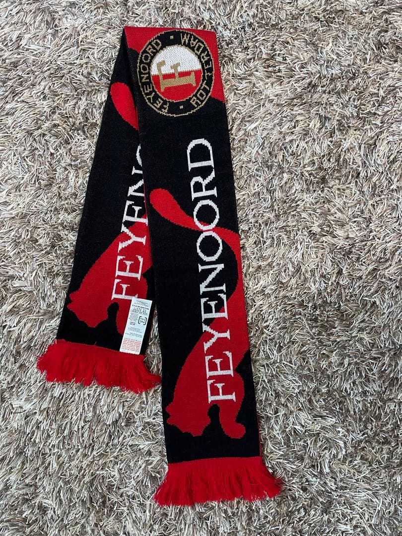入手困難！FEYENOORDフェイエノールト サッカー マフラー プーマ