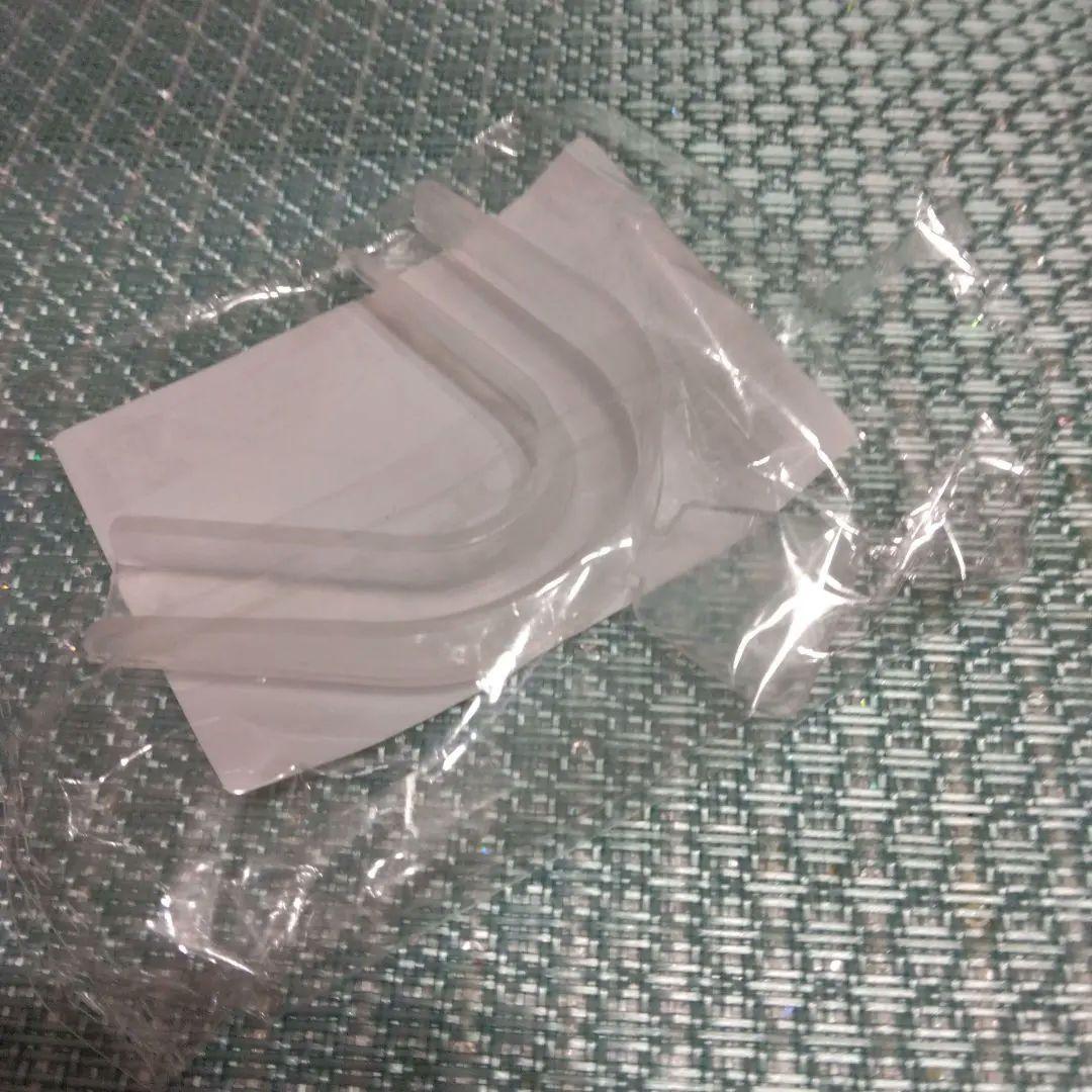 《新品・未使用》 透明シリコンマウスガード 歯磨り 1個