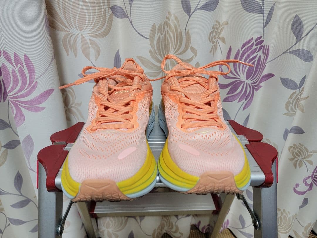HOKA ONEONE ボンダイ8 ランニングシューズ