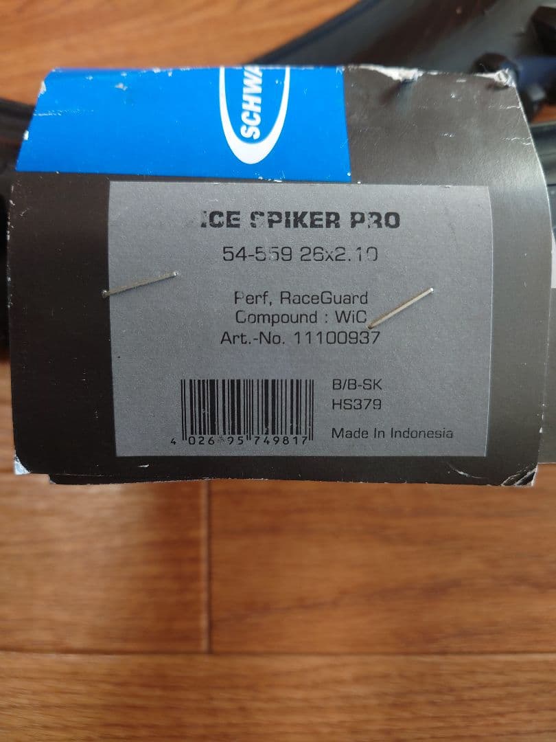 SCHWALBE ICE SPIKER PRO 26インチ　2本セット