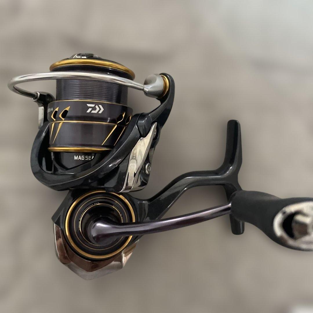 DAIWA CALDIA FC LT 2000S-H スピニングリール